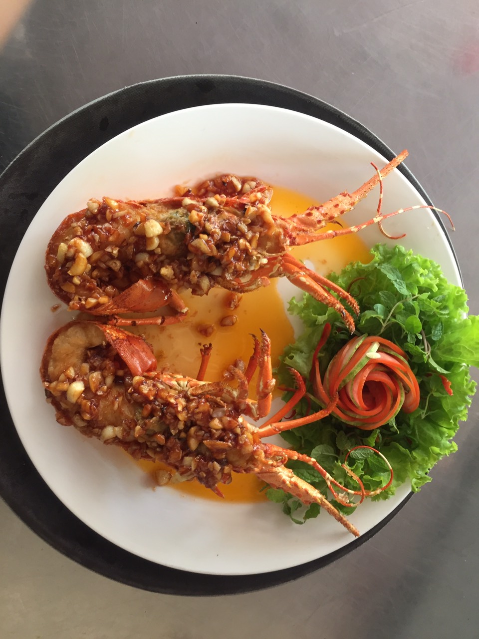 Tôm hùm sốt bơ